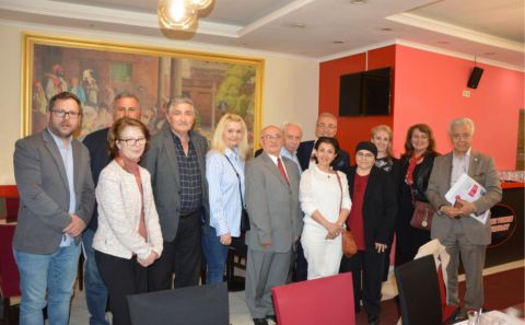 BEL-DOST YÖNETİM KURULU VE GÖNÜLLÜLERİYLE TANIŞMA YEMEĞİNDE BULUŞTU