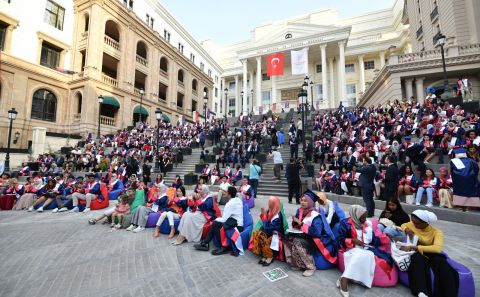 Uluslararası Öğrencilerin Mezuniyet Heyecanı