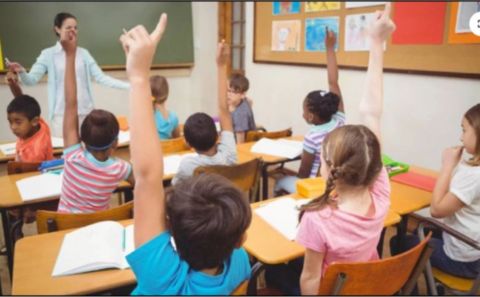 Belçika'da öğretmen açığı 3 bini geçti, bazı dersler boş geçiyor