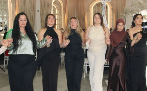 EDA İLE CÜNEYT, MUHTEŞEM BİR DÜĞÜN TÖRENİYLE EVLENEREK, DÜNYA EVİNE GİRDİLER…