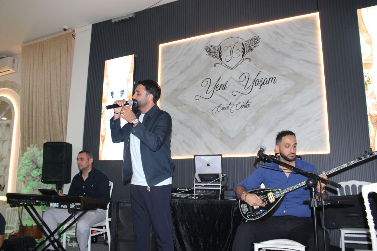 EDA İLE CÜNEYT, MUHTEŞEM BİR DÜĞÜN TÖRENİYLE EVLENEREK, DÜNYA EVİNE GİRDİLER…