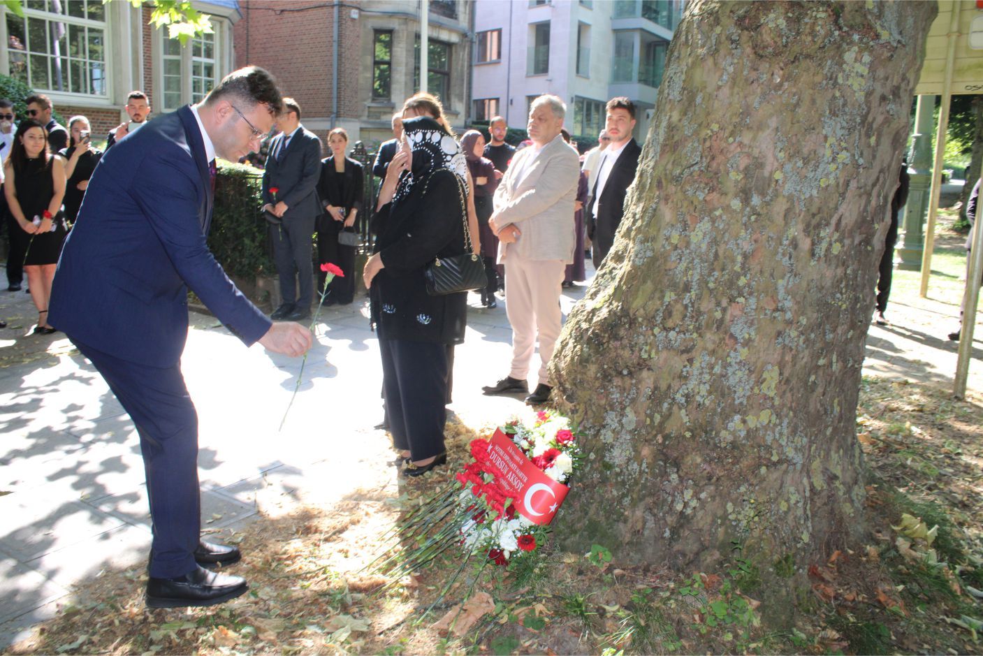 Şehit Diplomat Dursun Aksoy, Aile Bireylerinin de katılımıyla Şehit edildiği yerde Anıldı