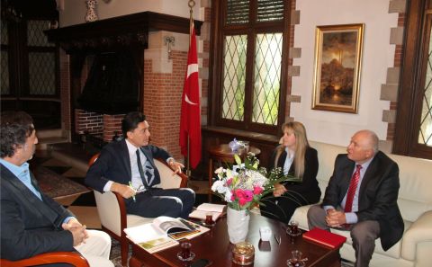 BTMB'DEN T.C. ANVERS BAŞKONSOLOSU SİNAN YEŞİLDAĞ'A 'HOŞ GELDİN' ZİYARETİ